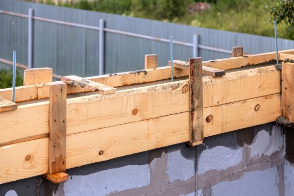Poured Wall Construction in Renton