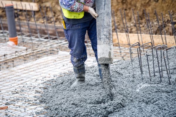 Yard Concrete Construction in Renton