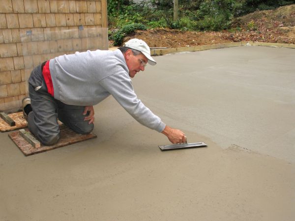 Flat Concrete Installation in Renton