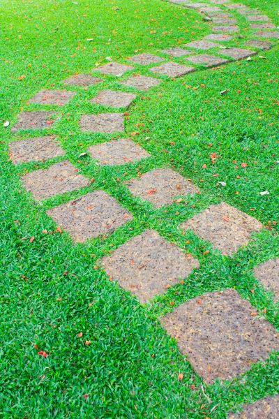 Backyard Pathway Construction in Renton